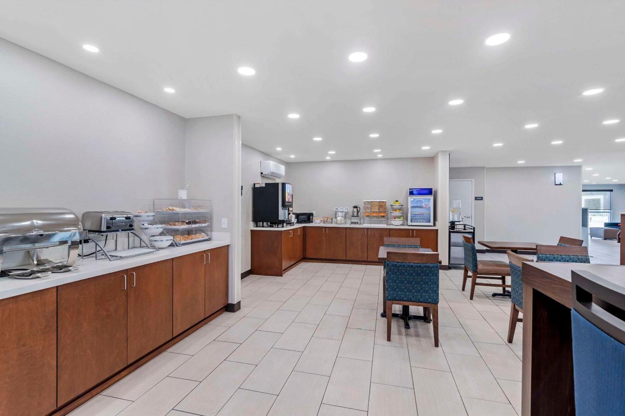 Comfort Inn & Suites Brunswick Zewnętrze zdjęcie