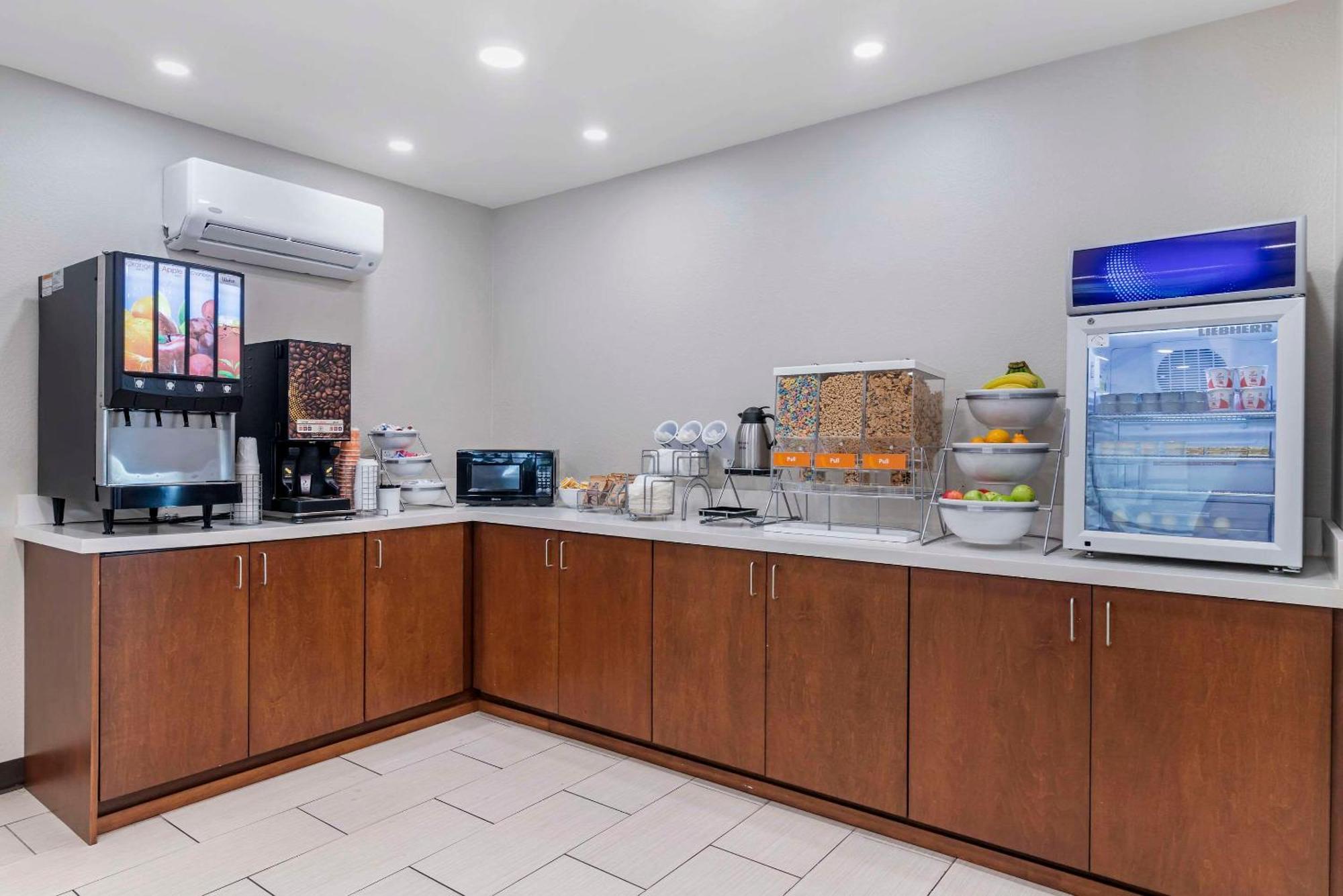 Comfort Inn & Suites Brunswick Zewnętrze zdjęcie